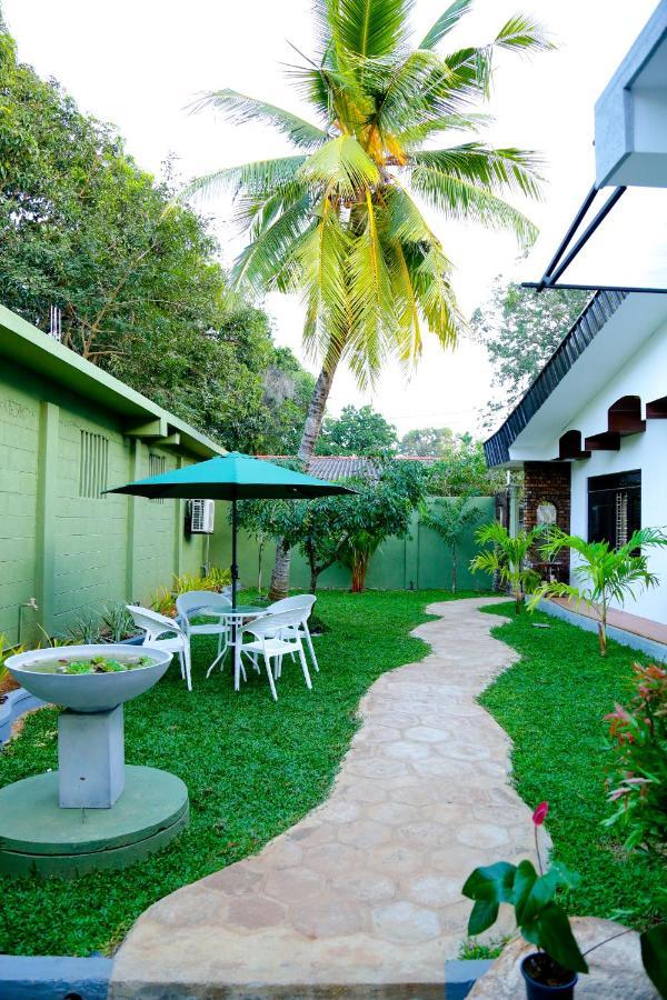 Seven Rich Villa 阿努拉德普勒 外观 照片